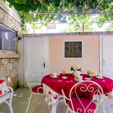 Kalea - One Bedroom With Terrace A2 2