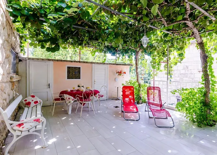 Kalea - One Bedroom With Terrace A2 2 דירה *