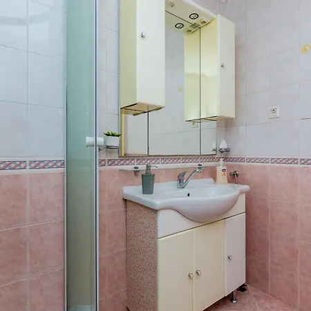 Kalea - One Bedroom With Terrace A2 2