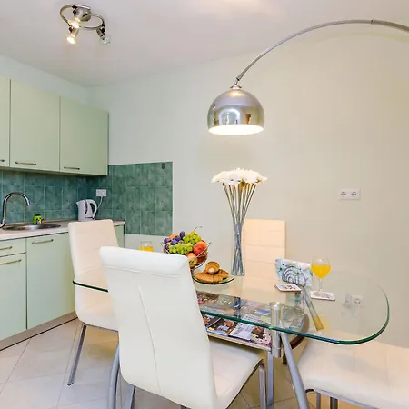Kalea - One Bedroom With Terrace A2 2 Ragusa